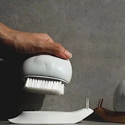 Brosse à Ongles Escargot -Créatifs Cadeaux Magasin brosse a ongles escargot 3