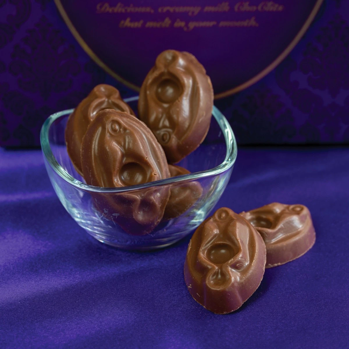 SPENCER FLEETWOOD ChoClits 6 SPENCER FLEETWOOD ChoClits – Image 4