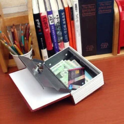 Out Of The Blue Coffre-fort Dictionnaire 11 Out Of The Blue Coffre-fort Dictionnaire -Créatifs Cadeaux Magasin coffre fort dictionnaire 4