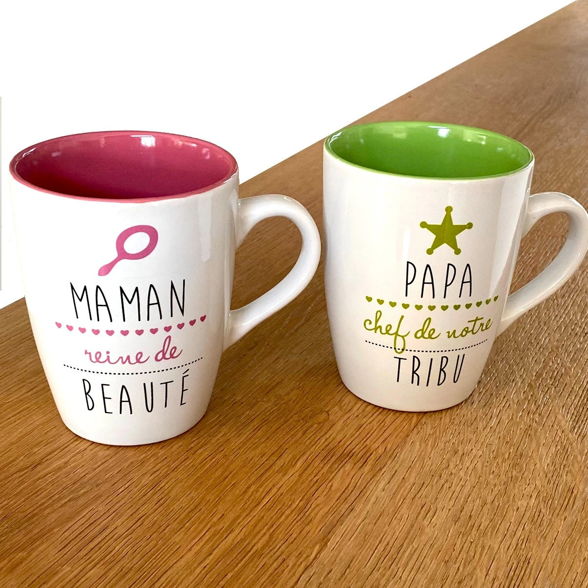 Coffret Mugs Papa Chef De Tribu Et Maman Reine De Beauté 7 Coffret Mugs Papa Chef De Tribu Et Maman Reine De Beauté – Image 5