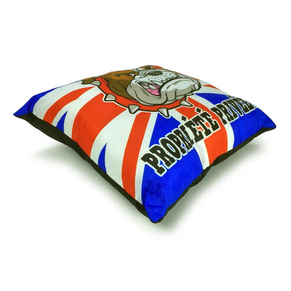 Coussin London Bulldog "Propriété Privée" 3 Coussin London Bulldog "Propriété Privée"