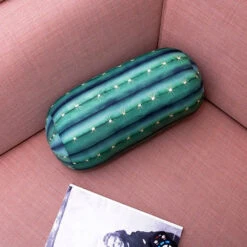 KIKKERLAND Coussin Microbilles Cactus