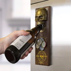 GIFT REPUBLIC Décapsuleur Magnétique Tête De Mort 7 GIFT REPUBLIC Décapsuleur Magnétique Tête De Mort -Créatifs Cadeaux Magasin decapsuleur magnetique tete de mort 2