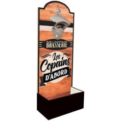 Décapsuleur Mural "Les Copains D'abord" -Créatifs Cadeaux Magasin decapsuleur mural les copains d abord 2