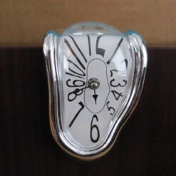 Horloge Montre Molle Façon Dali CHIFFRES -Créatifs Cadeaux Magasin horloge montre molle facon dali chiffres normaux 1