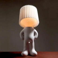 Lampe Mr P Shy Man -Créatifs Cadeaux Magasin lampe mr p shy man 4
