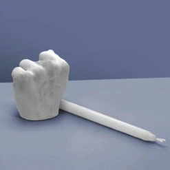 Bougeoir Insolent -Créatifs Cadeaux Magasin middle finger candle holder bougeoir insolent 2