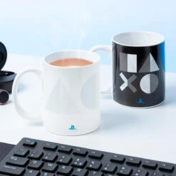 Paladone Mug Thermo-réactif Playstation PS5 7 Paladone Mug Thermo-réactif Playstation PS5 -Créatifs Cadeaux Magasin mug thermo reactif ps5 playstation 1