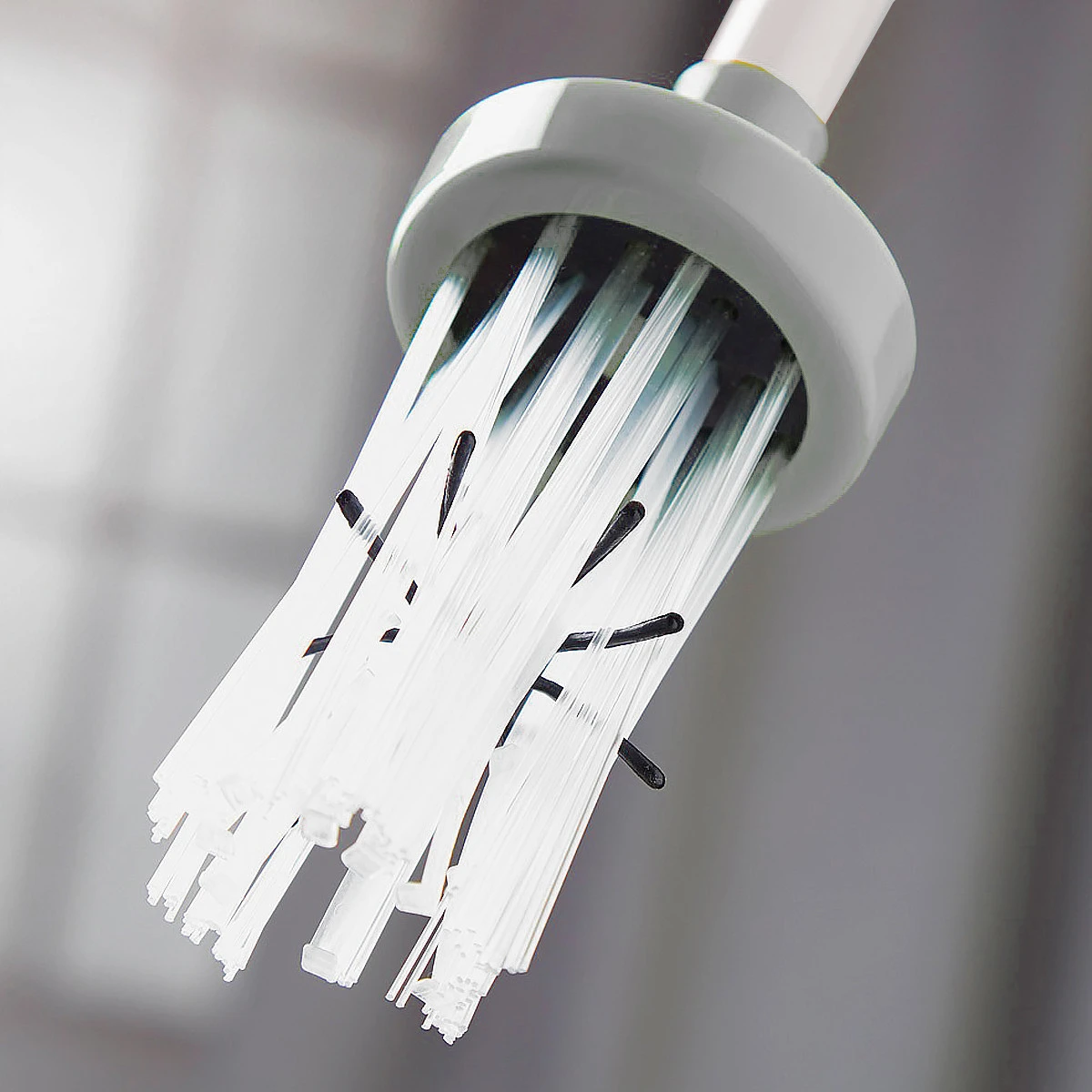 Out Of The Blue Spider Catcher, L'attrape Araignée 4 Out Of The Blue Spider Catcher, L'attrape Araignée – Image 2