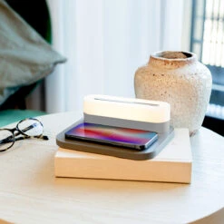 LIVOO Station De Charge Illuminée Avec Veilleuse De Chevet Amovible. -Créatifs Cadeaux Magasin station de charge illuminee avec veilleuse de chevet amovible 3