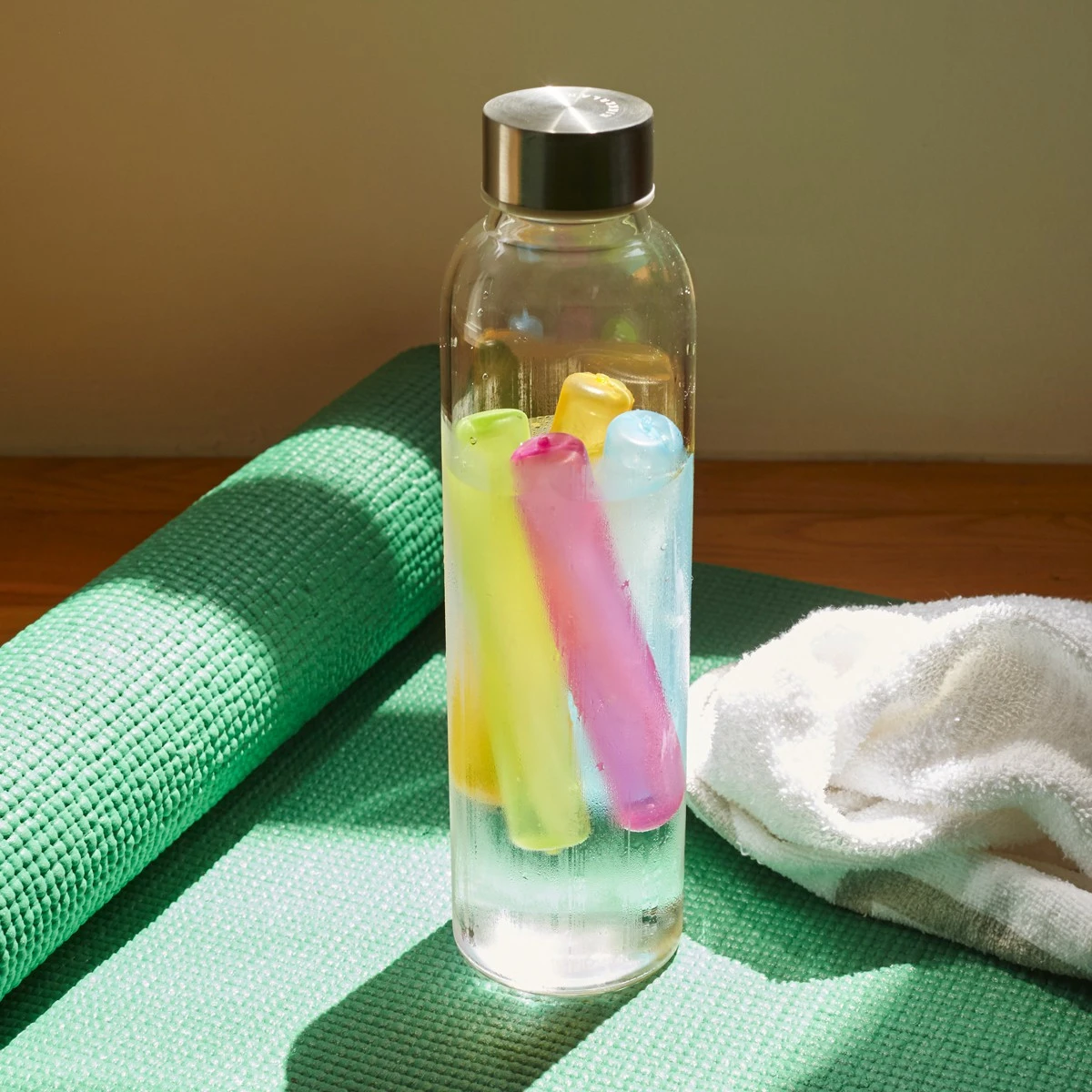 KIKKERLAND 8 Sticks Glaçons Réutilisables 7 KIKKERLAND 8 Sticks Glaçons Réutilisables – Image 5