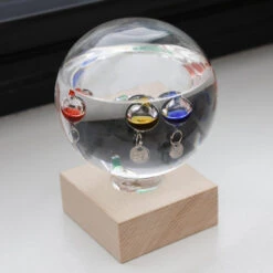 KIKKERLAND Thermomètre De Galilée Prestige 9 KIKKERLAND Thermomètre De Galilée Prestige -Créatifs Cadeaux Magasin thermometre de galilee prestige 2